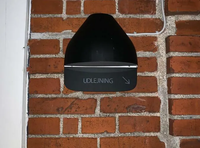 H. C. Lumbyes Vej - Kaelderlejlighed أودنسه